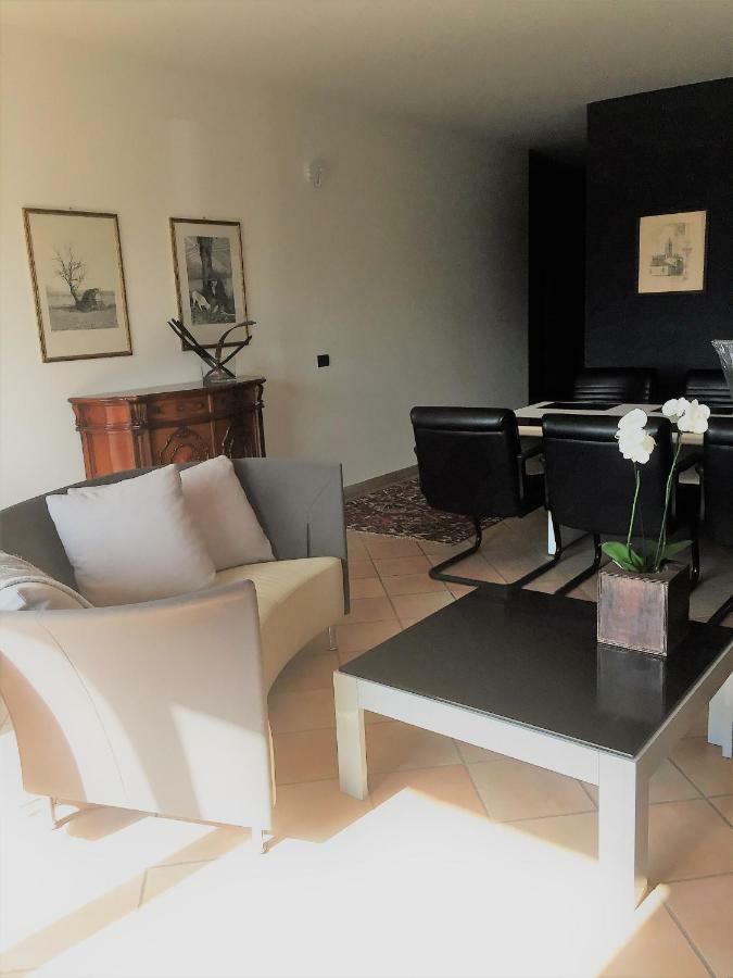 Casa "T" Apartment Alba  Exterior photo